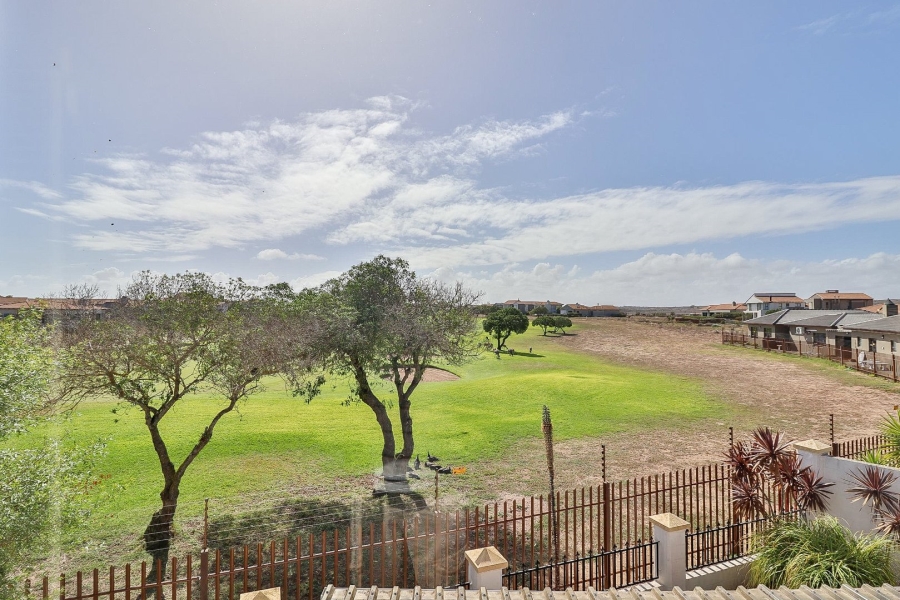 7 Bedroom Property for Sale in Country Club Western Cape